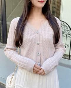 INGNI Vネックビジューボタンケーブルニットカーディガン ピンクのサムネイル