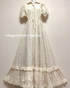 【amemiya様専用】アイボリー フリル ロングドレスのサムネイル
