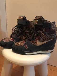 NIKE/ハイカットスニーカー ペイズリー柄のサムネイル