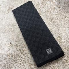 LOUIS VUITTON ダークグレー マフラーのサムネイル