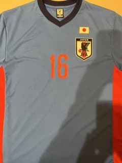 日本代表 プレイヤーズTシャツ 冨安健洋 Lサイズのサムネイル