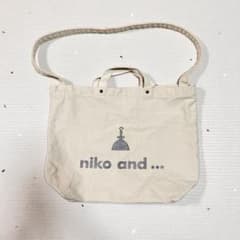 niko and ... キャンバストートバッグのサムネイル