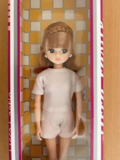リカちゃんキャッスル　2023年オリジナルモデルのサムネイル