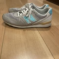 New Balance スニーカー グレー/ターコイズのサムネイル