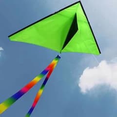 カイト 凧 1.5M 三角凧 100M凧糸とハンドル付き 超簡単に揚がる凧