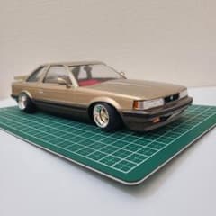 アオシマ トヨタ ソアラ 完成品 プラモデル 1/24のサムネイル