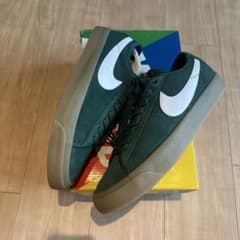 希少 NIKE SB BLAZER ナイキ ブレーザー グリーン 28.5cm - メルカリ