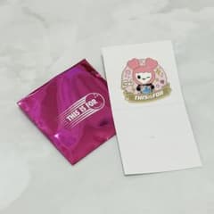 TWICE ポップアップ　モブリー　ピンバッチのサムネイル