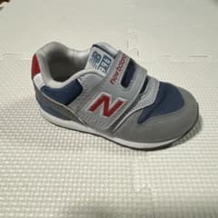 New Balance 996 ベビーシューズ 右足のみ　片方　片足のみのサムネイル