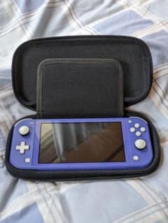 SwitchLite 任天堂スイッチライト　ケーズ付きのサムネイル