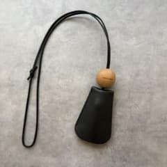 URBAN BOBBY wood leather key necklace 黒 - メルカリ