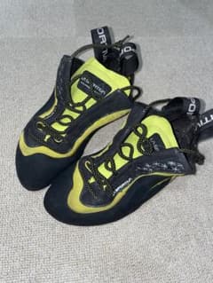 ミウラ スポルティバ SPORTIVA MIURA EU37.0のサムネイル