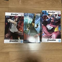 ワンピース フィギュア 3種セット シャンクス ゾロ バギーのサムネイル