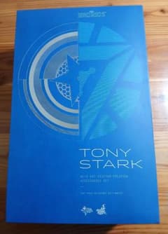 ホットトイズ アイアンマン2 トニー・スターク 27 - メルカリ