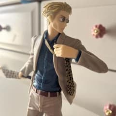 呪術廻戦　七海建人　フィギュアのサムネイル