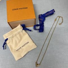 最終お値下げ　Louis Vuitton ネックレス ゴールド エセンシャルＶvのサムネイル