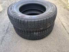 ブリヂストン VRX2スタッドレス 185/70R14 2023年製2本セットのサムネイル
