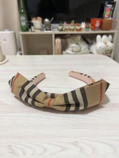 ほぼ未使用¨̮⃝BURBERRYカチューシャ♥値下げ可 バーバリー - メルカリ
