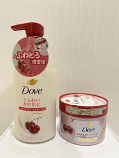 【値下げ】ボディウォッシュ＆スクラブセット チェリーの香り　まとめ売りのサムネイル