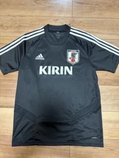 m*e様 adidas サッカー日本代表 トレーニングシャツのサムネイル
