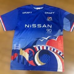 マリノス　サッカー　Tシャツ 非売品のサムネイル