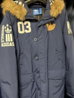 アディダス(adidas)ダウンジャケットのサムネイル