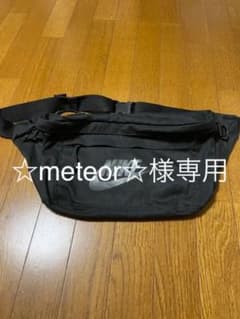 NIKE ナイキ ウエストポーチ ボディバッグのサムネイル