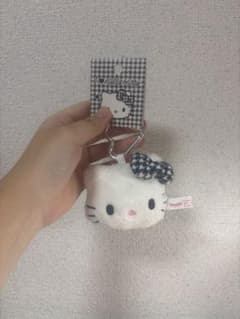 Hello Kitty 千鳥柄リボンぬいぐるみキーホルダーのサムネイル