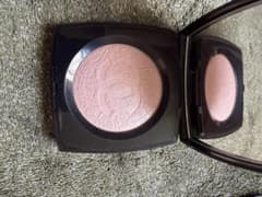 CHANEL POUDRE SIGNÉE DE CHANEL ハイライトのサムネイル