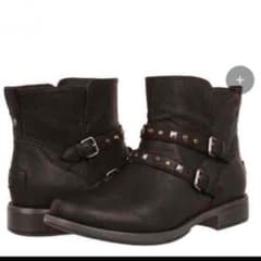 UGG ブーツのサムネイル
