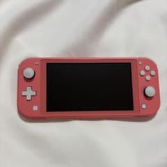 Nintendo Switch Lite コーラルピンク 本体 充電器付き - メルカリ