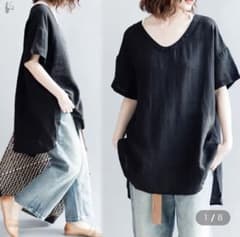 無地 Vネック 半袖 スリット Tシャツのサムネイル