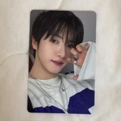 KO1KEYZ SIYOUNG パク・シヨン 通常盤封入トレカのサムネイル