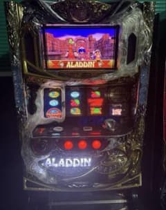 ☆送料込み☆5号機 アラジンA II スロット実機☆コイン不要機フル