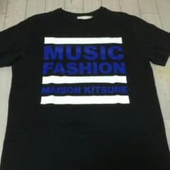 本日限定価格 MAISON KITSUNE MFMK Tシャツのサムネイル
