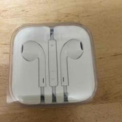 モラン様専用 iPhone5s新品イヤホンのサムネイル