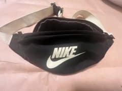 NIKE ウエストバッグ／ボディバッグのサムネイル