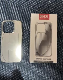 DIESEL 
iPhone15proケースのサムネイル