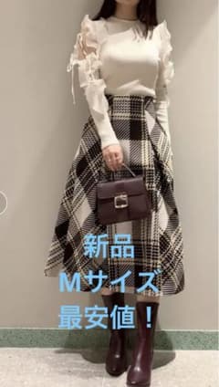 新品未使用タグ付き　スナイデル  ロービングチェックスカート  ベージュのサムネイル