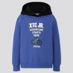 ユニクロ パーカー ジャイアント giant 140㎝ 子供用のサムネイル