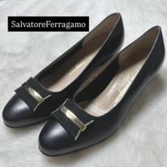 極美品 フェラガモ レザー パンプス ブラック 23 リボン - メルカリ