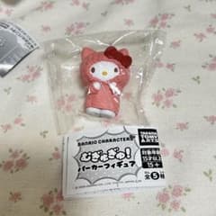 サンリオキャラクターズ　むぎゅぎゅ！　パーカーフィギュア　ハローキティ　ガチャ