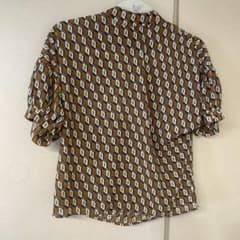 半袖ブラウスのサムネイル
