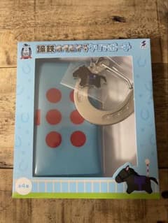 サラブレッドコレクション　蹄鉄カラビナ付きクリアポーチ　イクイノックス