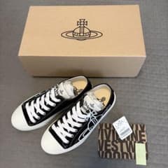 Vivienne Westwood ローカット スニーカー ブラック サイズ36のサムネイル