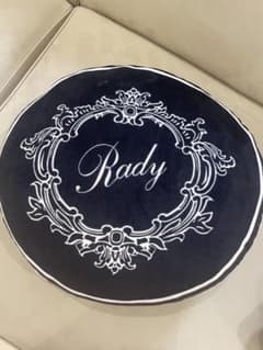 Rady ノベルティ クッション 白 再販♡最終値下げ Rady（クッション）のフリマアイテム一覧