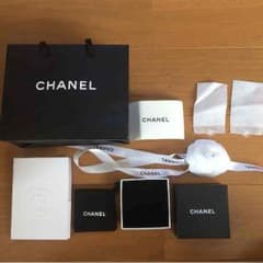 CHANEL 箱・袋・リボン等一式セットのサムネイル