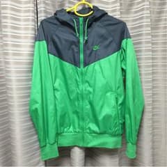 NIKE ナイロンパーカー グリーンのサムネイル