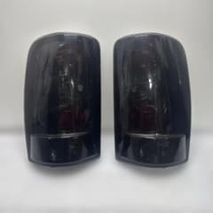 GMC ユーコン☆crystal eyes スモークユーロテールレンズ☆ GMC ユーコン☆crystal eyes スモークユーロテールレンズ☆ - メルカリ
