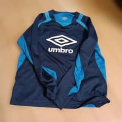 Umbro 長袖シャツ 130 ネイビー/青のサムネイル